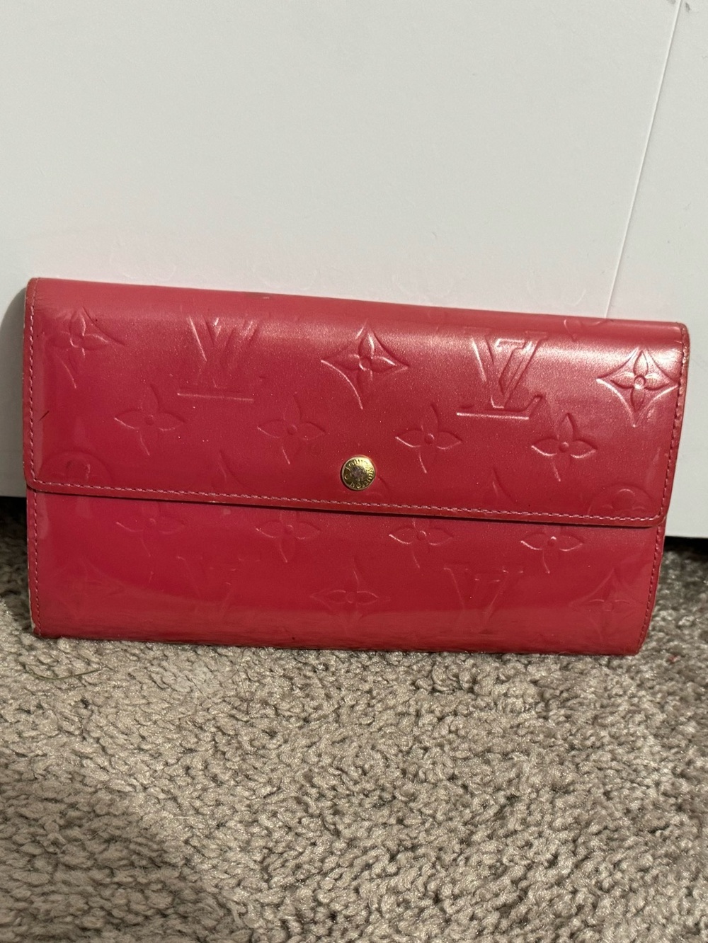Cool Louis Vuitton pink glossy snap front full size logo wallet